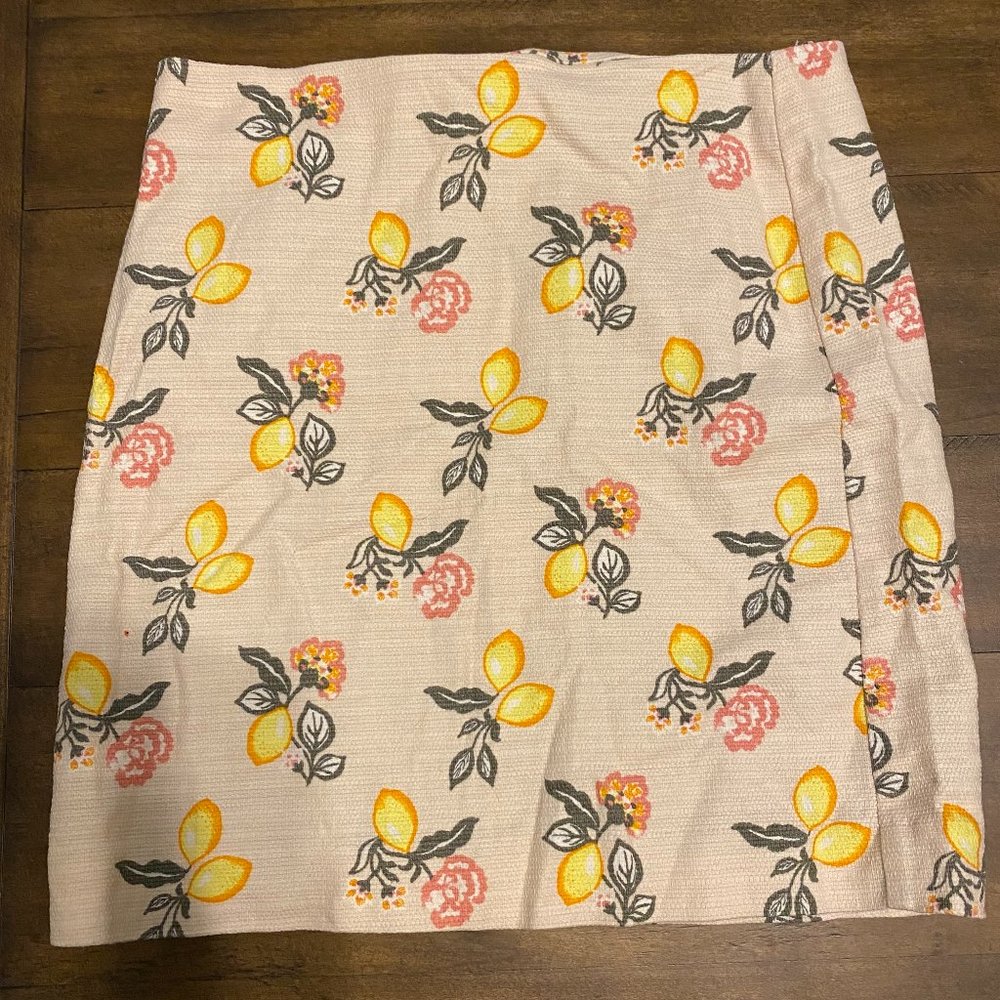 LOFT Lemon Floral Pencil Skirt - Picture 3 of 6